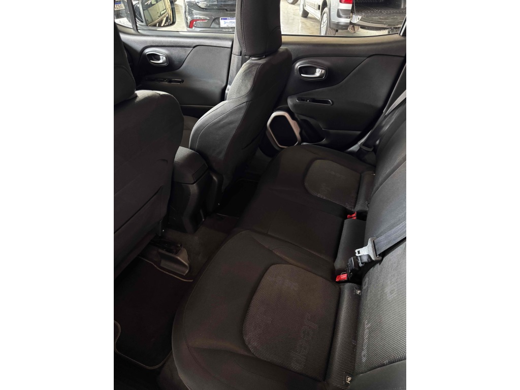 JEEP RENEGADE 1.8 16V FLEX LONGITUDE 4P AUTOMÁTICO