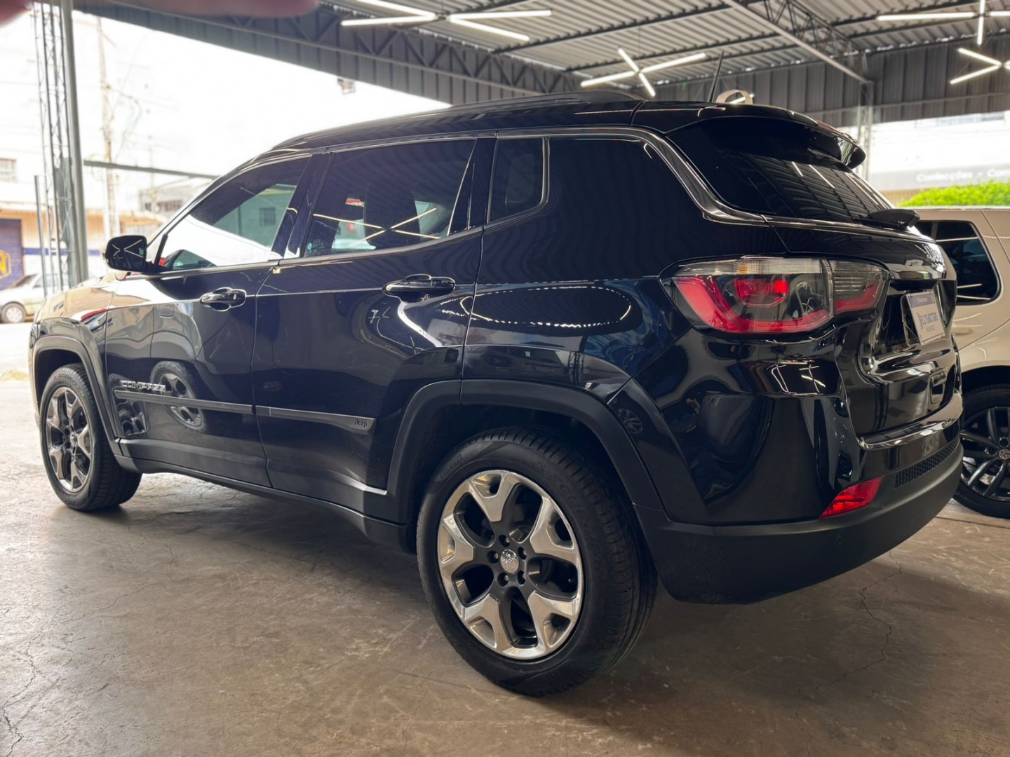 JEEP COMPASS 2.0 16V FLEX LIMITED AUTOMÁTICO