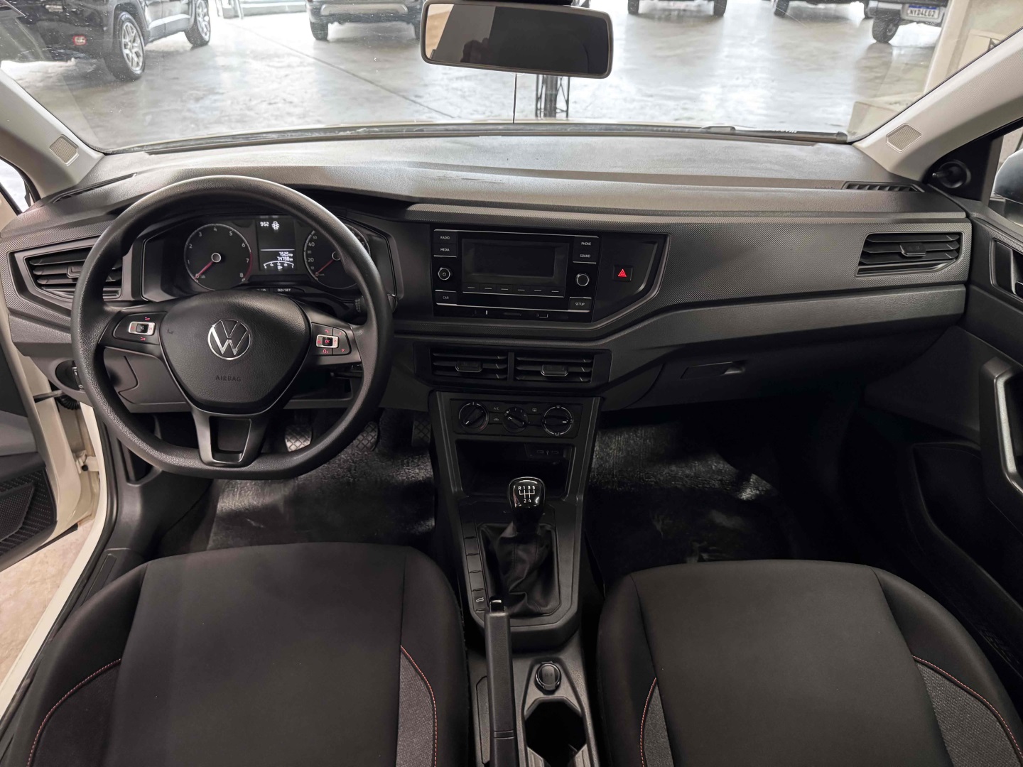 VOLKSWAGEN POLO 1.0 MPI TRACK MANUAL