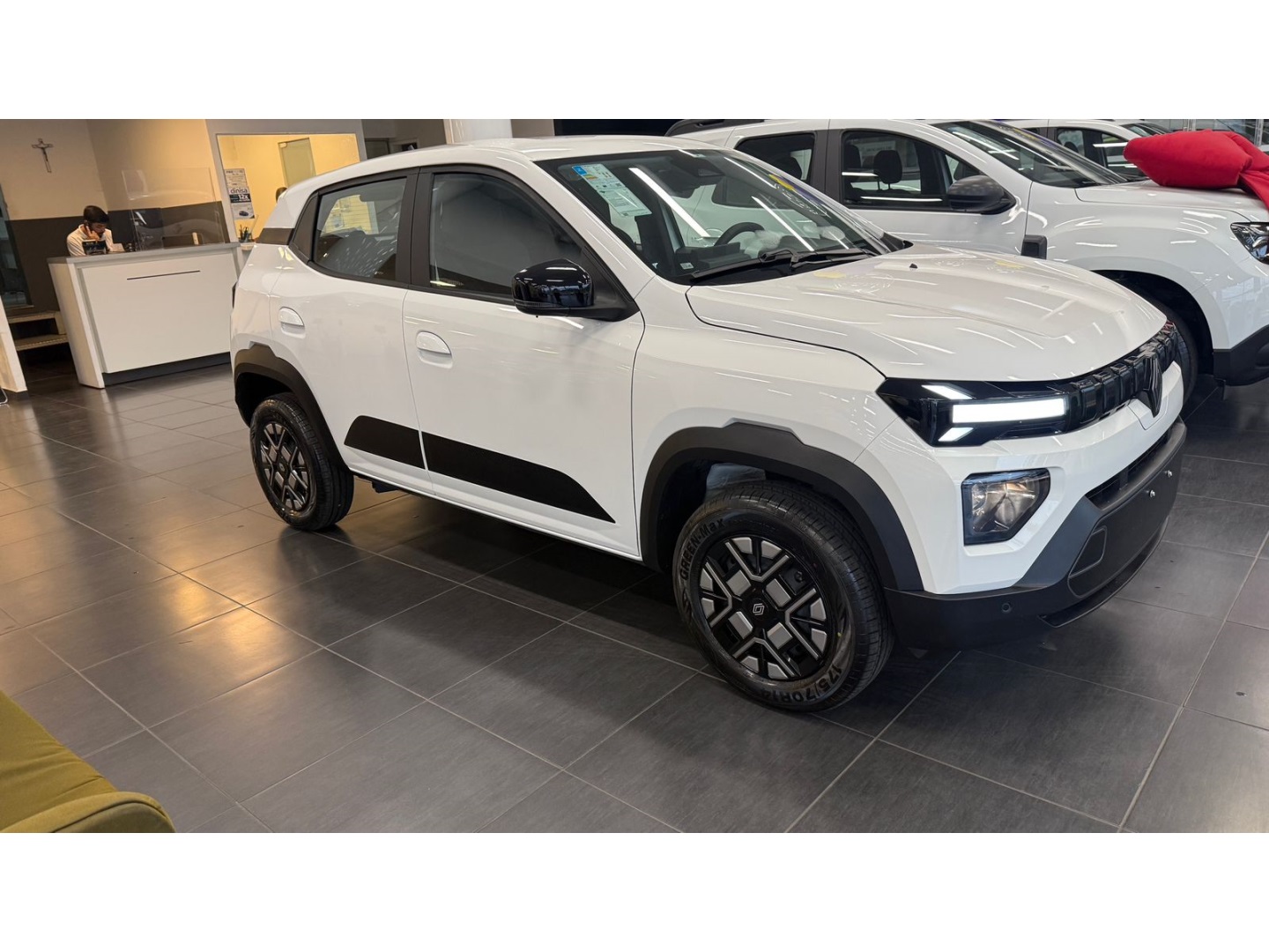 KWID E-TECH 27 KW ELÉTRICO TECHNO