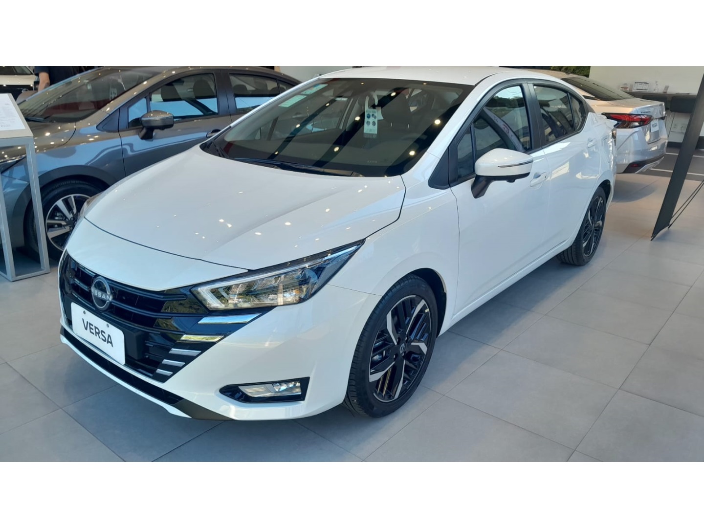 VERSA 1.6 16V FLEX EXCLUSIVE XTRONIC