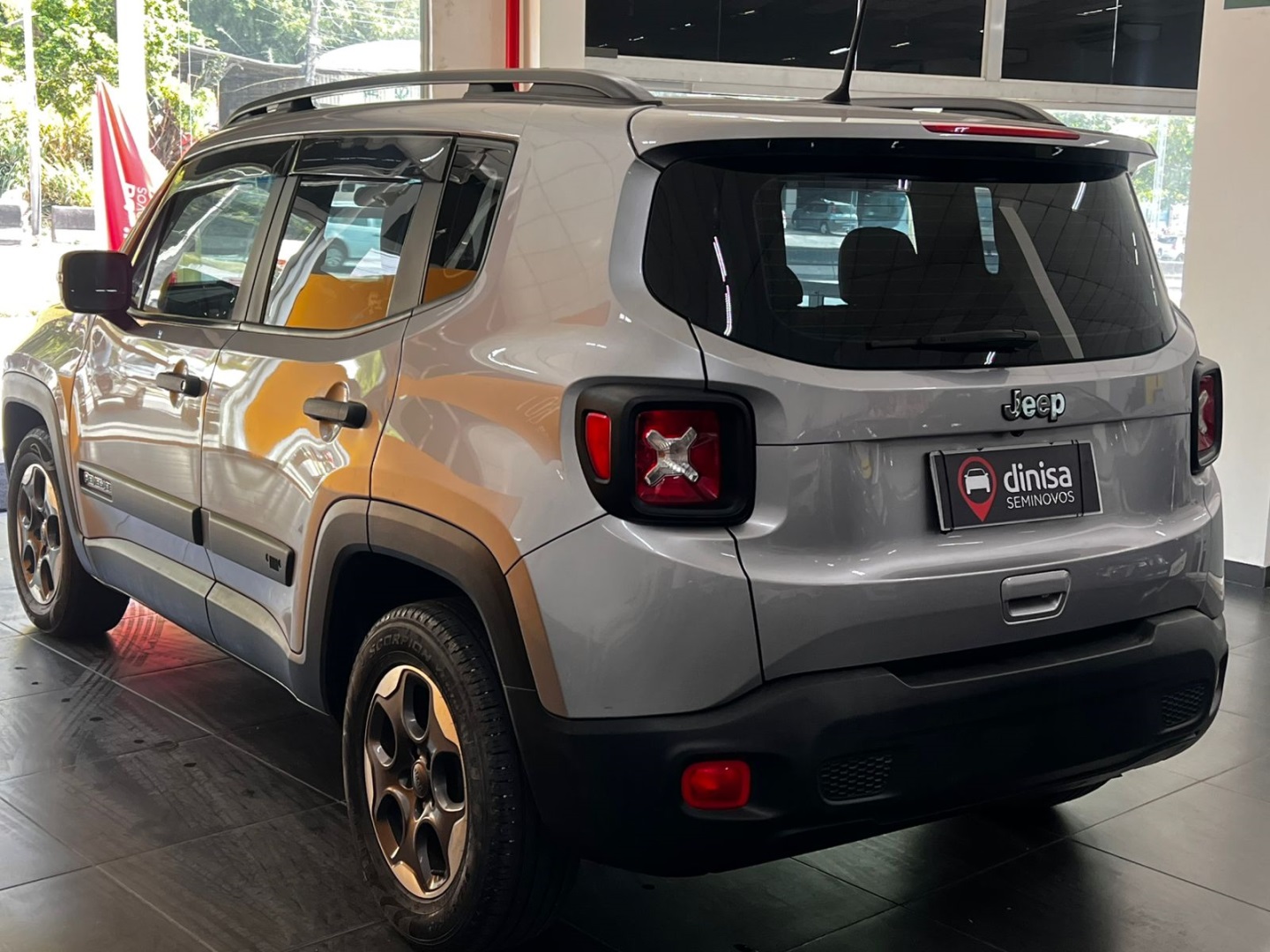 RENEGADE 1.8 16V FLEX 4P AUTOMÁTICO