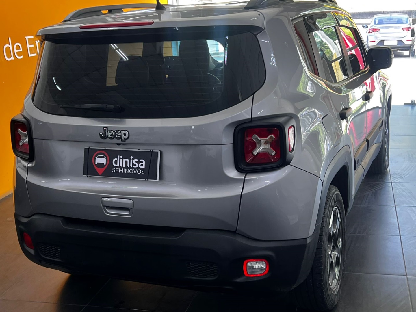 RENEGADE 1.8 16V FLEX 4P AUTOMÁTICO