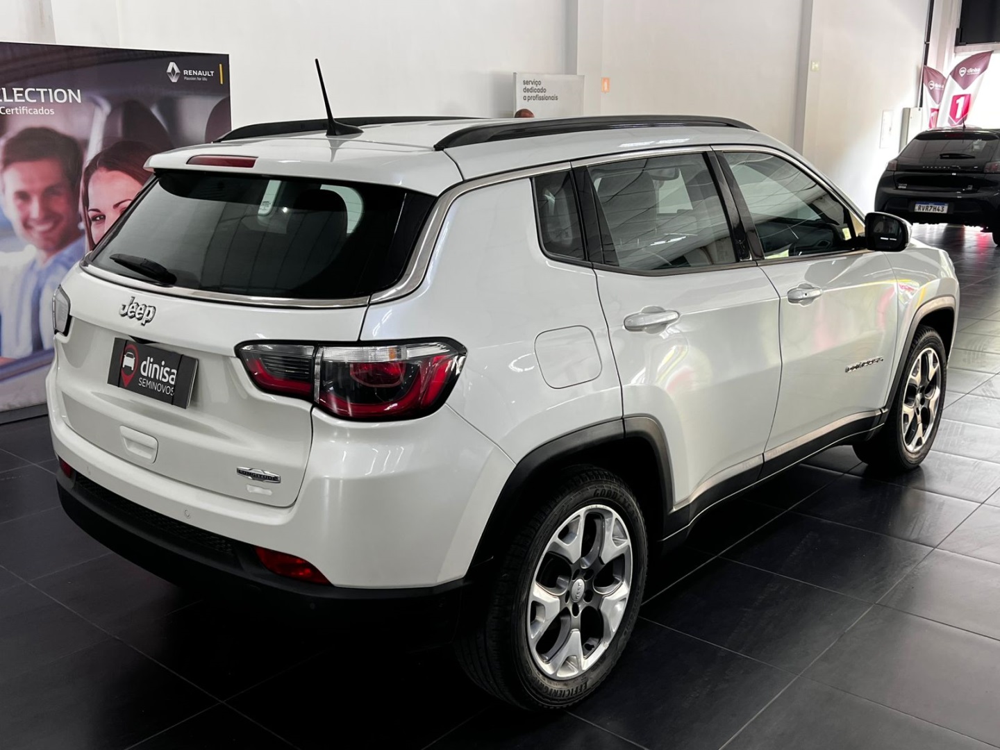 COMPASS 2.0 16V FLEX LONGITUDE AUTOMÁTICO
