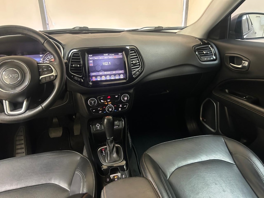 COMPASS 2.0 16V FLEX LONGITUDE AUTOMÁTICO