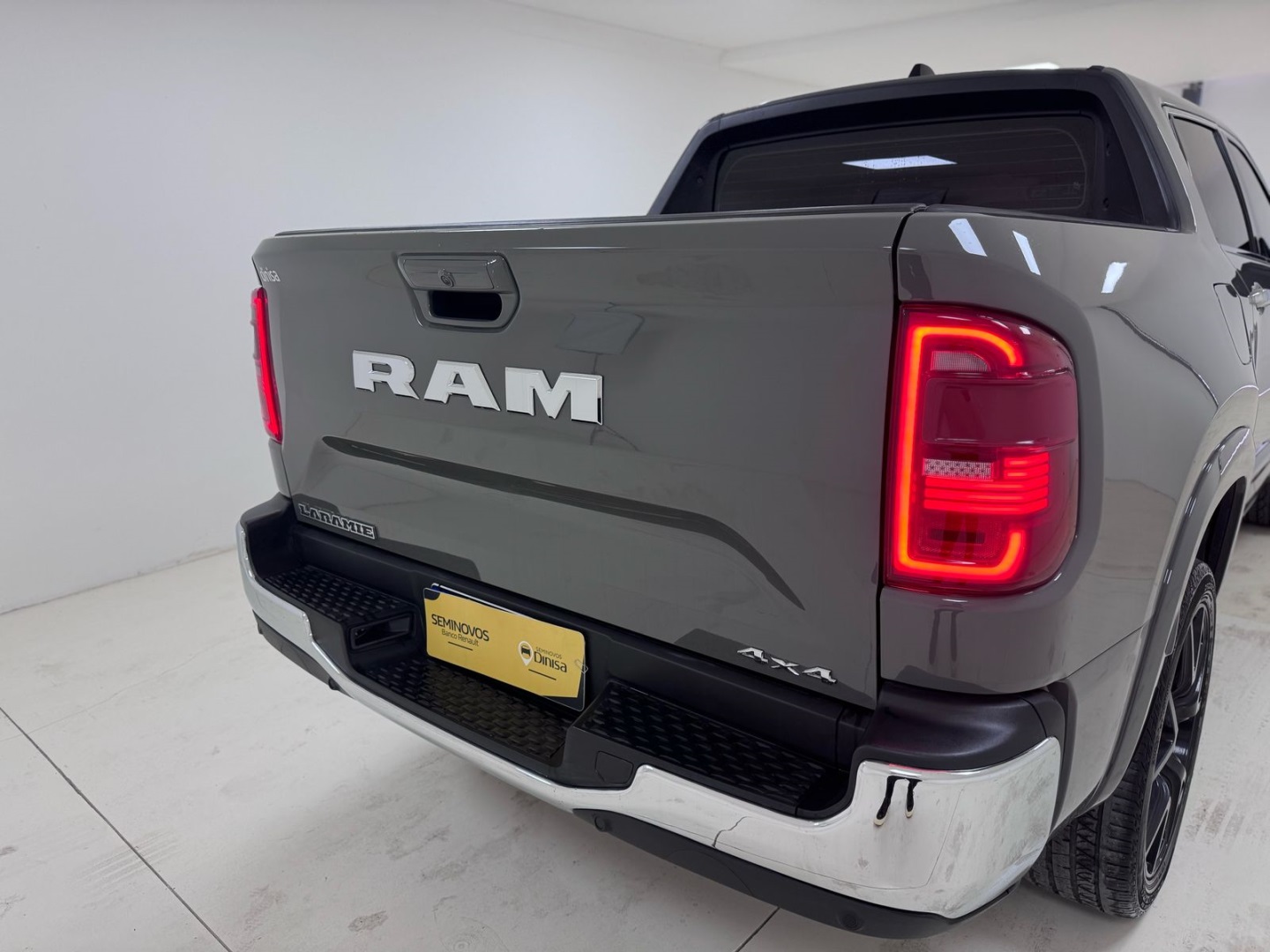 RAMPAGE 2.0 TURBO DIESEL LARAMIE 4X4 AUTOMÁTICO