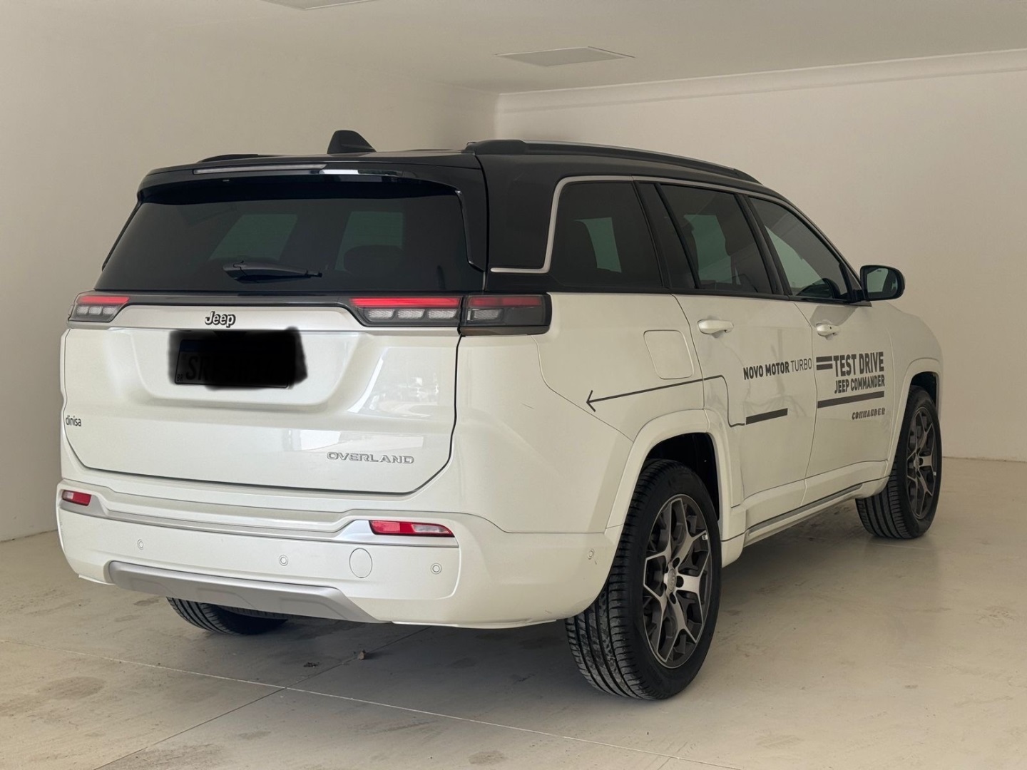 COMMANDER 1.3 T270 TURBO FLEX OVERLAND AT6