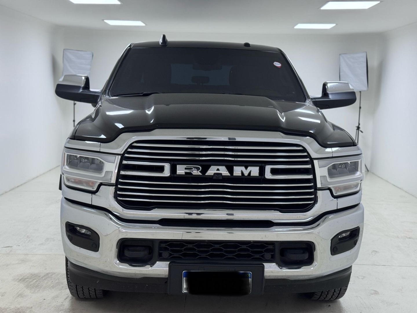 2500 6.7 I6 TURBO DIESEL LARAMIE CD 4X4 AUTOMÁTICO 2500 6.7 I6 TURBO DIESEL LARAMIE CD 4X4 AUTOMÁTICO