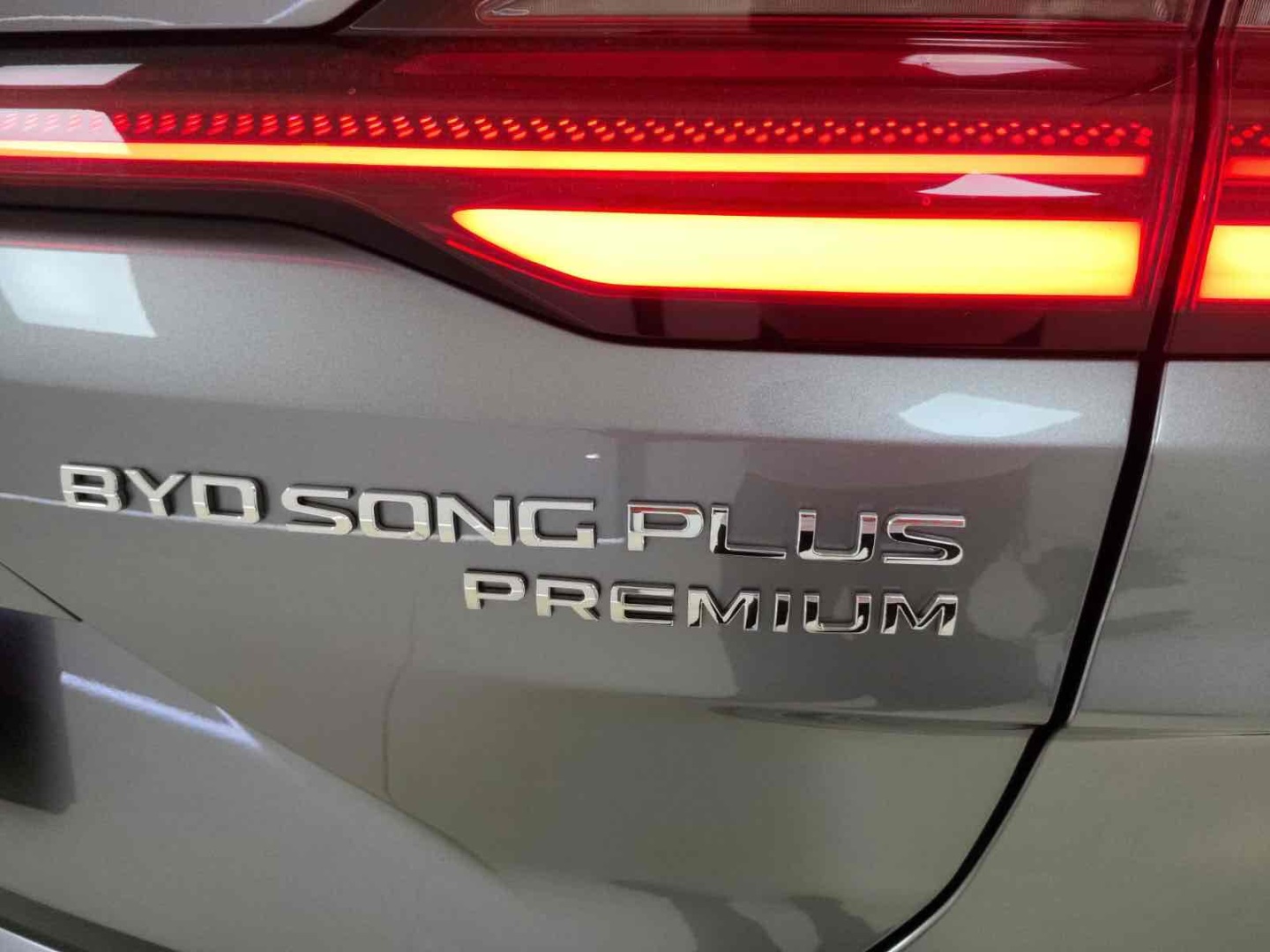 SONG PLUS PREMIUM 1.5 DM-I TURBO HÍBRIDO AWD AUTOMÁTICO