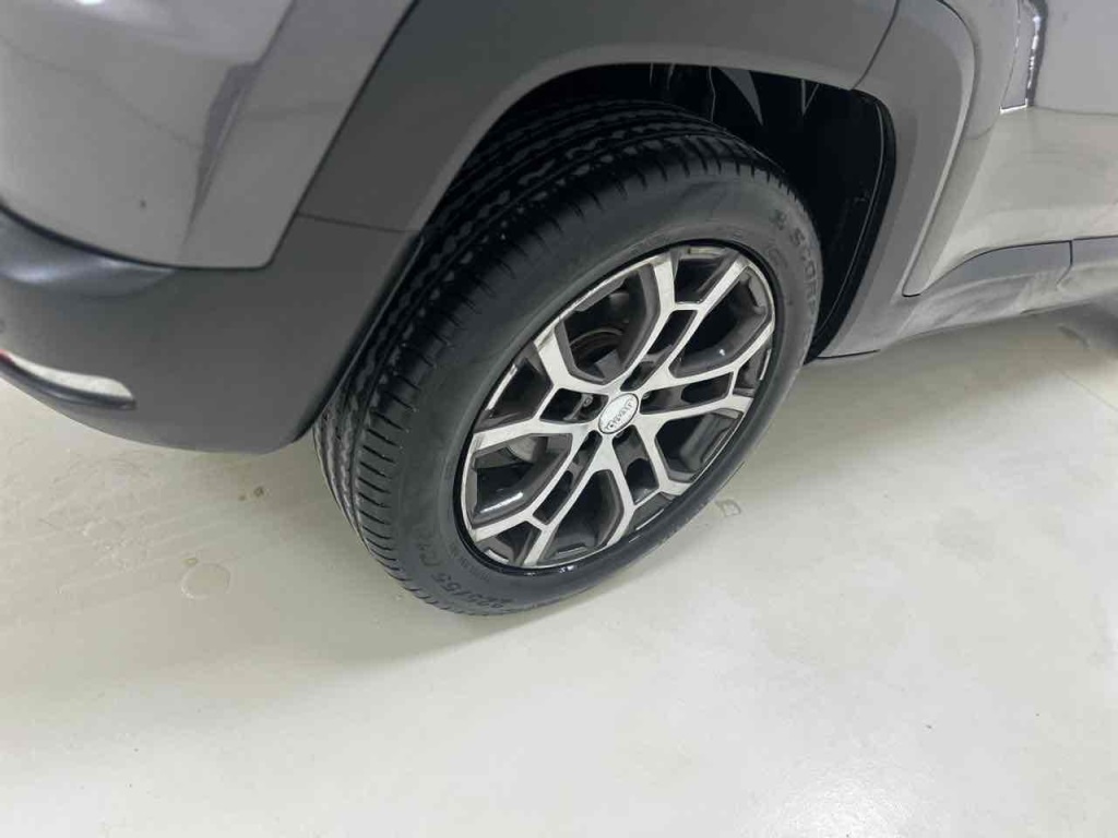RENEGADE 1.3 T270 TURBO FLEX LONGITUDE AT6