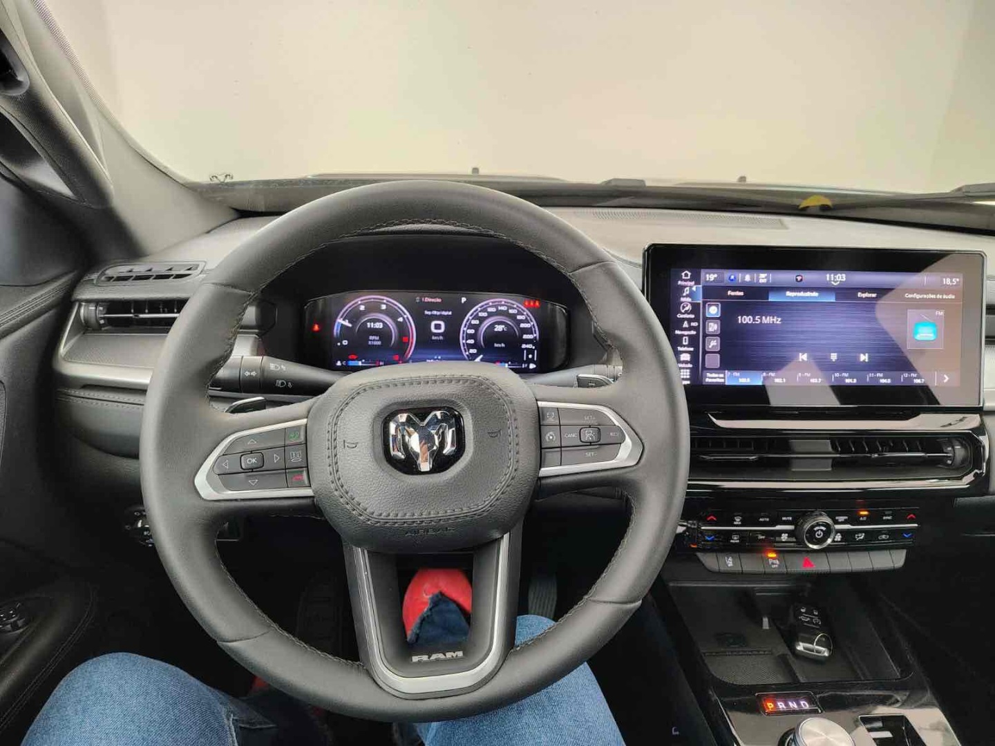 RAMPAGE 2.0 TURBO DIESEL REBEL 4X4 AUTOMÁTICO8