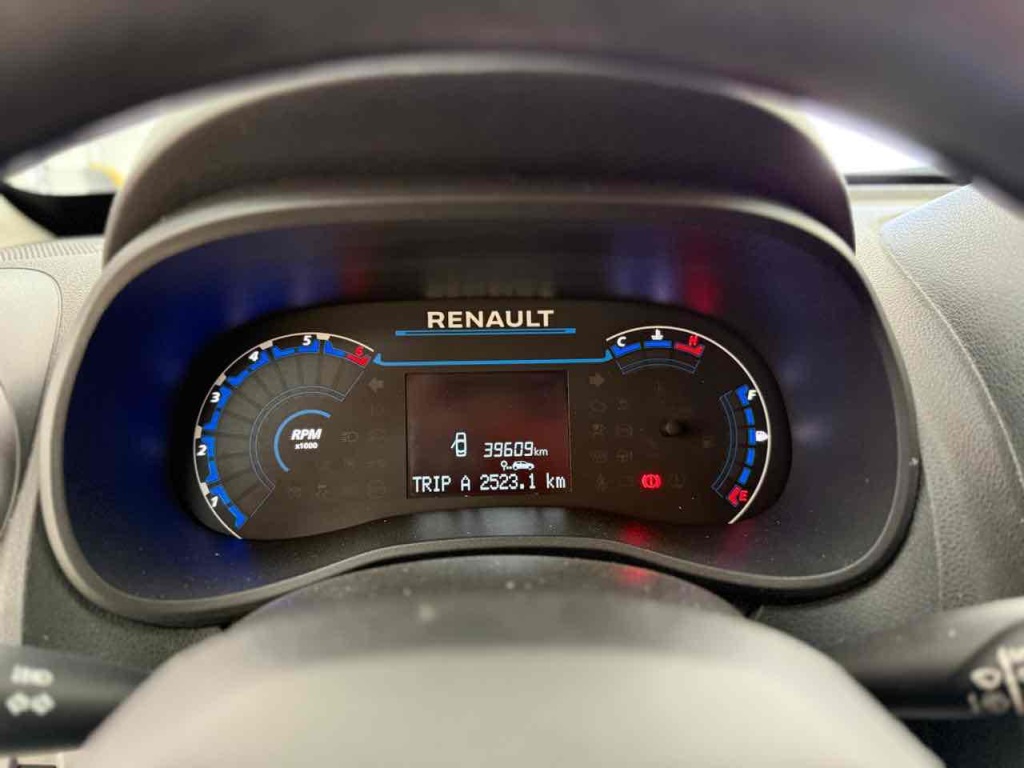 KWID 1.0 12V SCE FLEX OUTSIDER MANUAL6