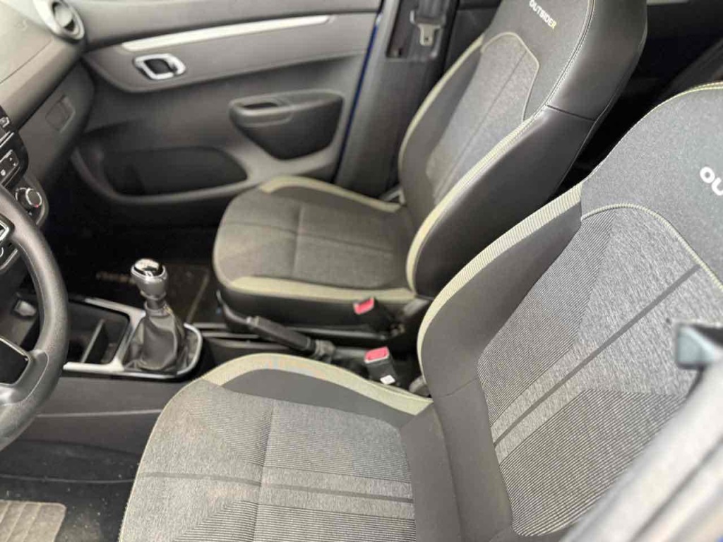 KWID 1.0 12V SCE FLEX OUTSIDER MANUAL7