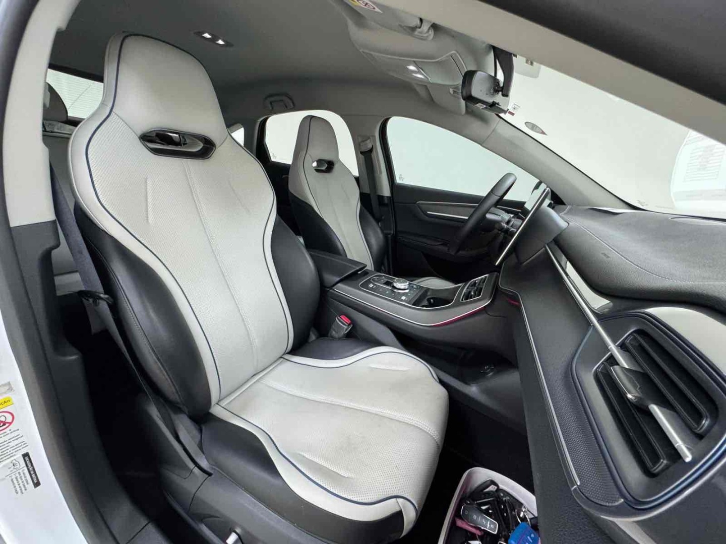 KING 1.5 DM-I PHEV GS AUTOMÁTICO7