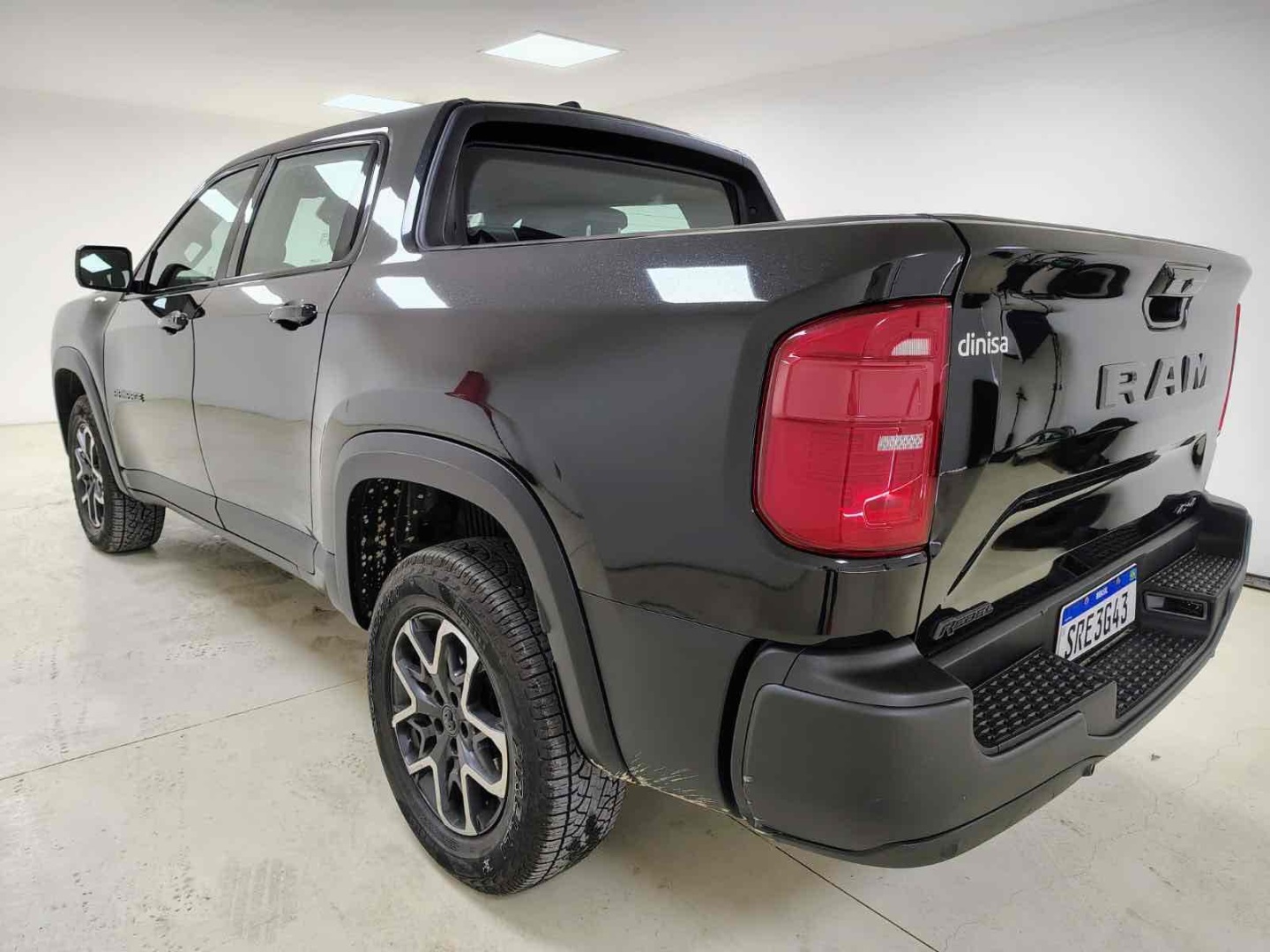 RAMPAGE 2.0 TURBO DIESEL REBEL 4X4 AUTOMÁTICO5