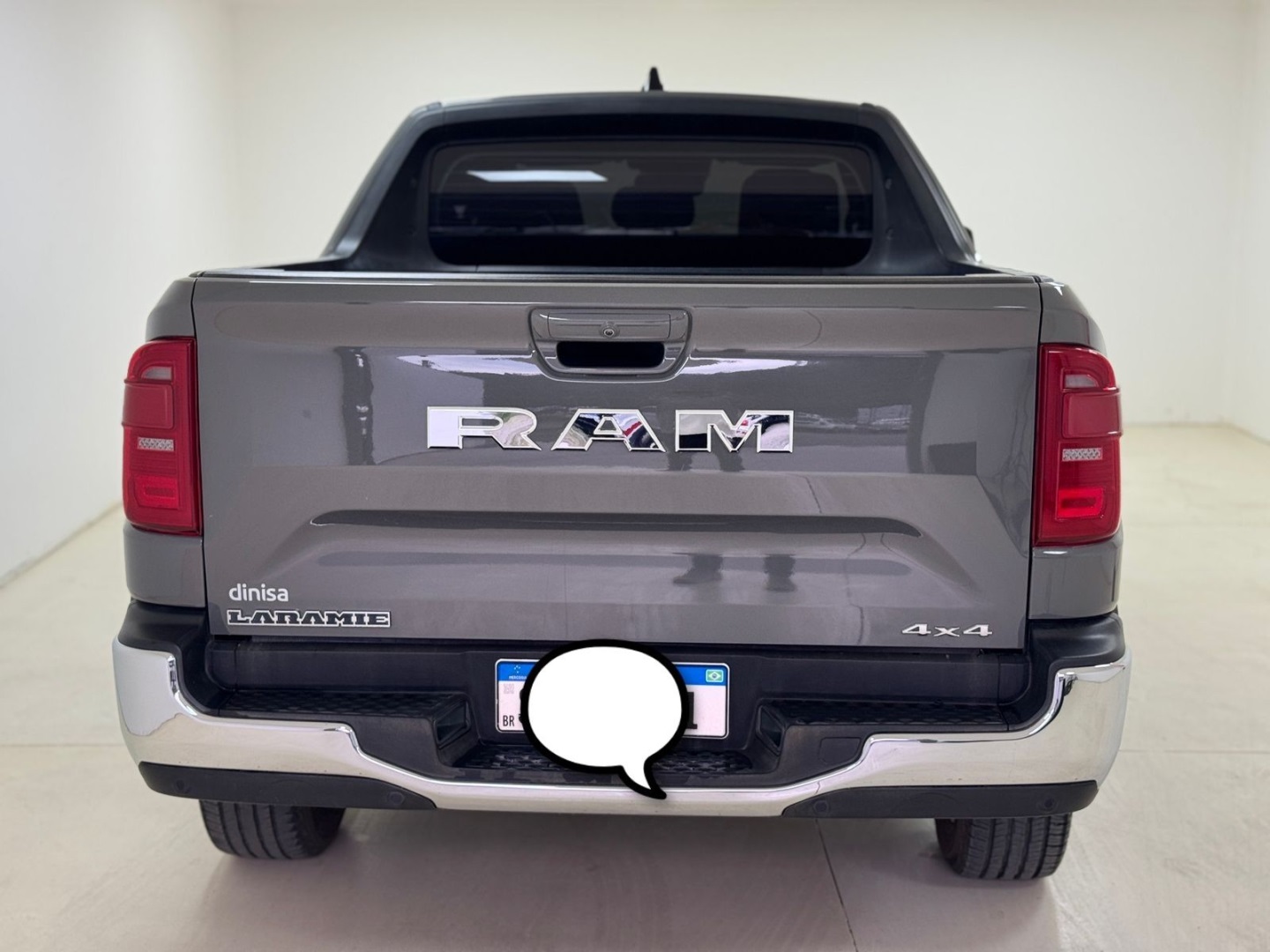 RAMPAGE 2.0 TURBO DIESEL LARAMIE 4X4 AUTOMÁTICO3