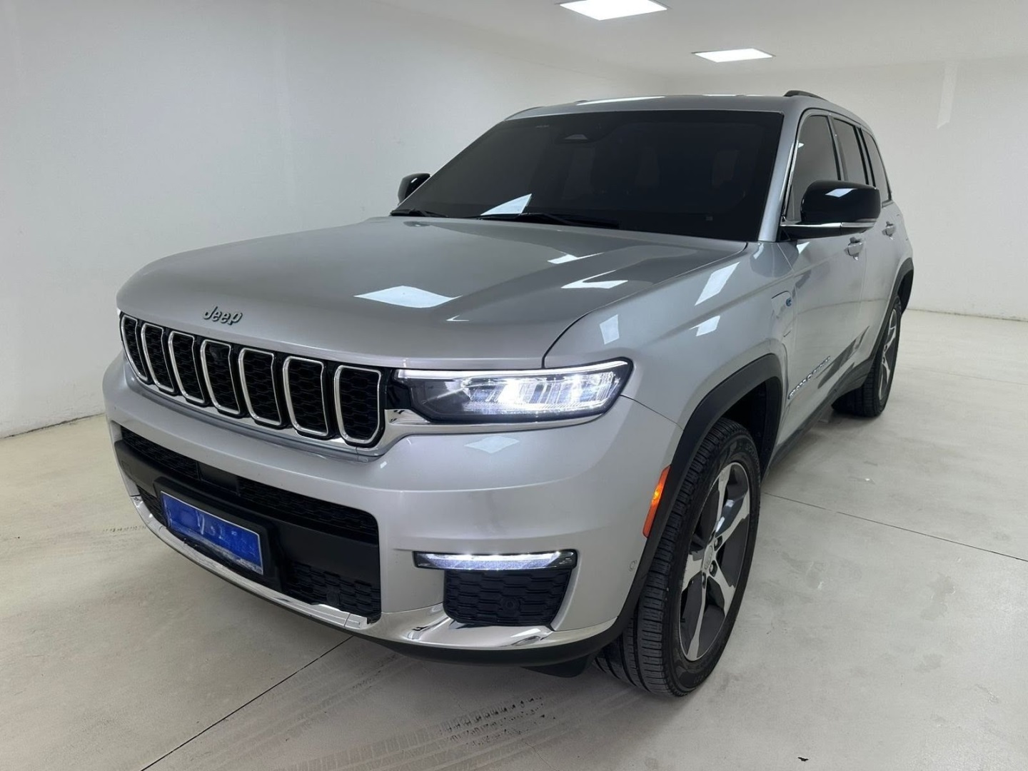 GRAND CHEROKEE 2.0 TURBO HÍBRIDO 4XE AT86