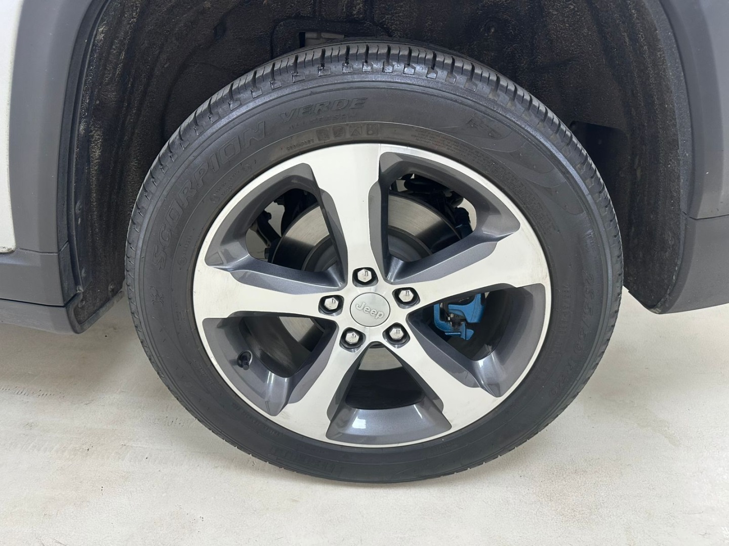 GRAND CHEROKEE 2.0 TURBO HÍBRIDO 4XE AT815