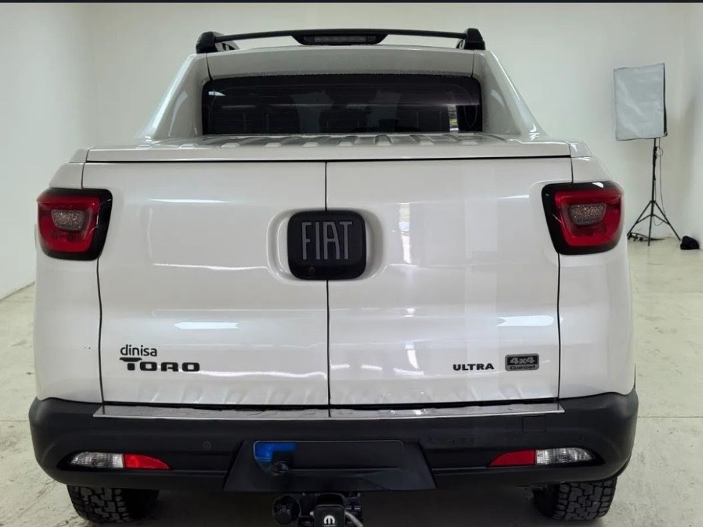 TORO 2.0 16V TURBO DIESEL ULTRA 4WD AT96