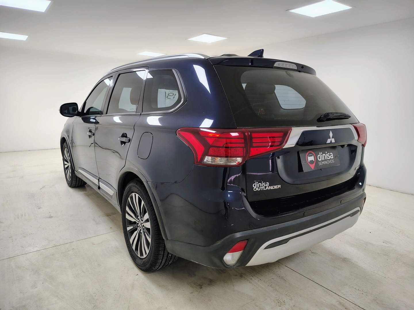 OUTLANDER 2.0 MIVEC GASOLINA HPE AUTOMÁTICO3