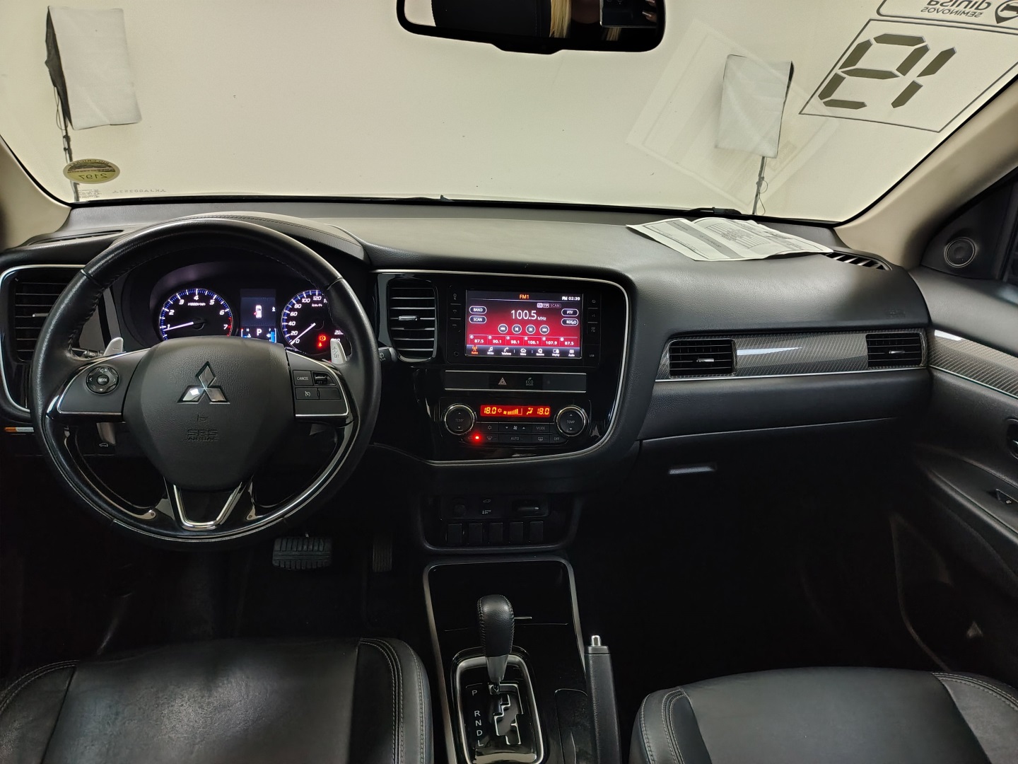 OUTLANDER 2.0 MIVEC GASOLINA HPE AUTOMÁTICO9