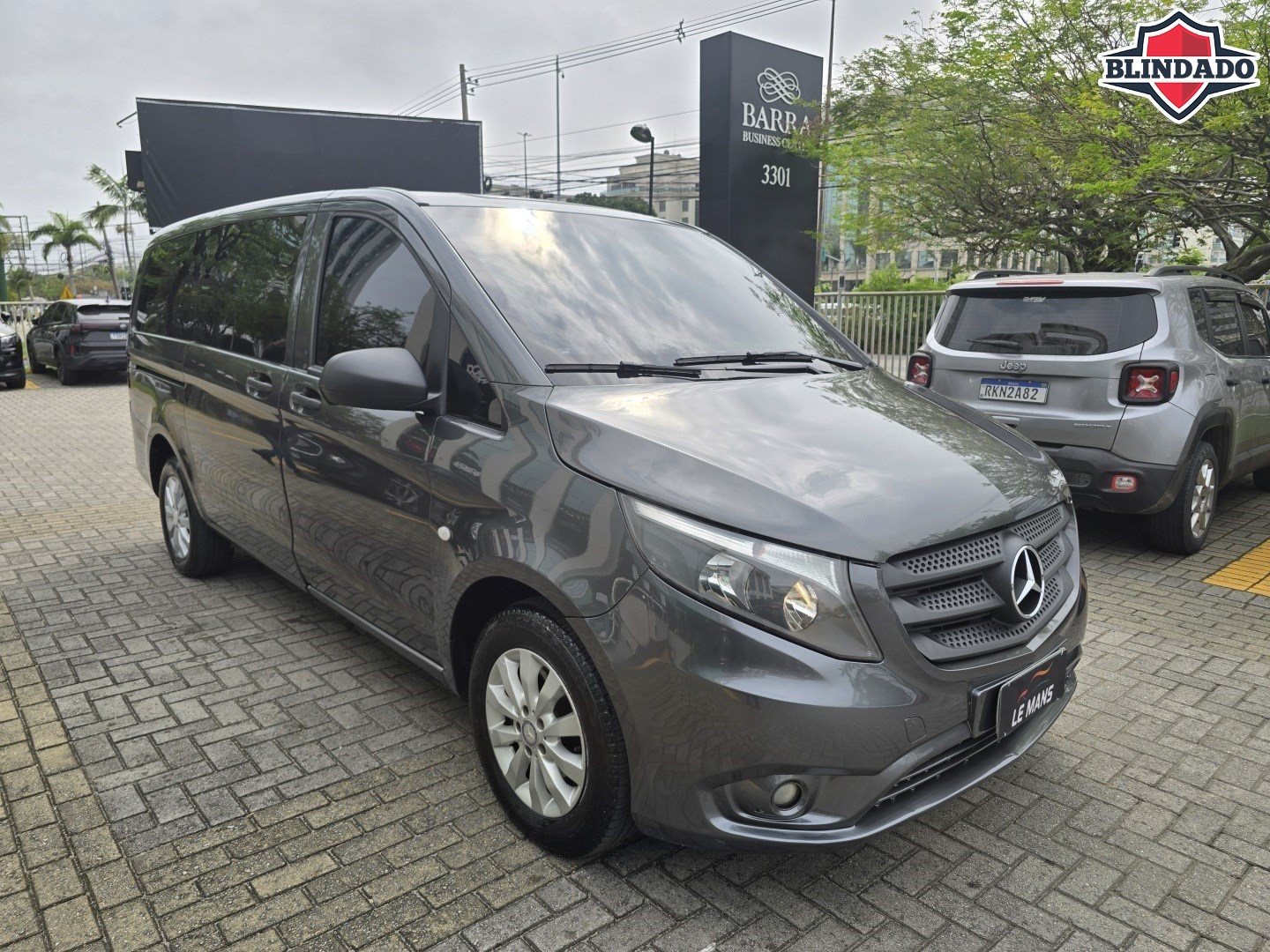 MERCEDES-BENZ VITO