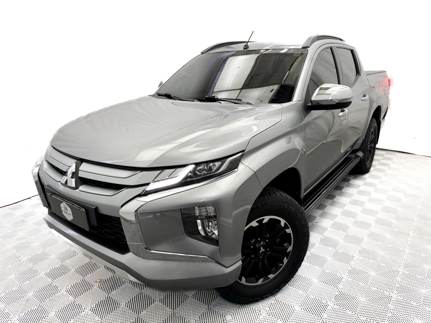 MITSUBISHI L200 TRITON