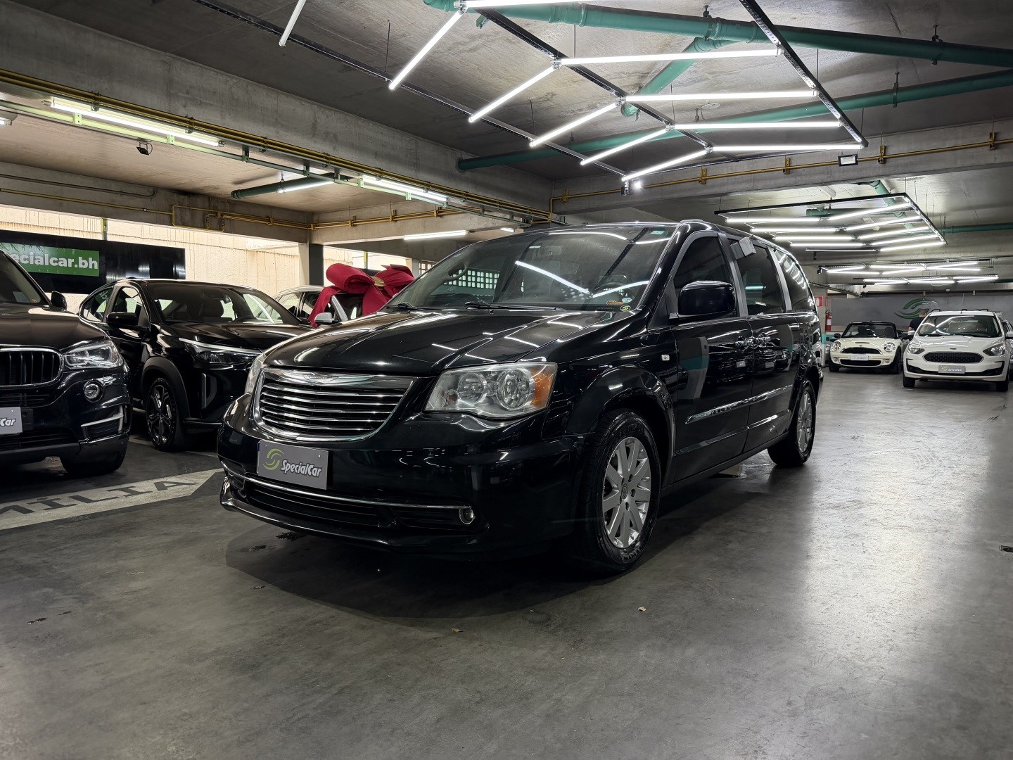 CHRYSLER TOWN E COUNTRY 3.6 TOURING V6 24V GASOLINA 4P AUTOMÁTICO