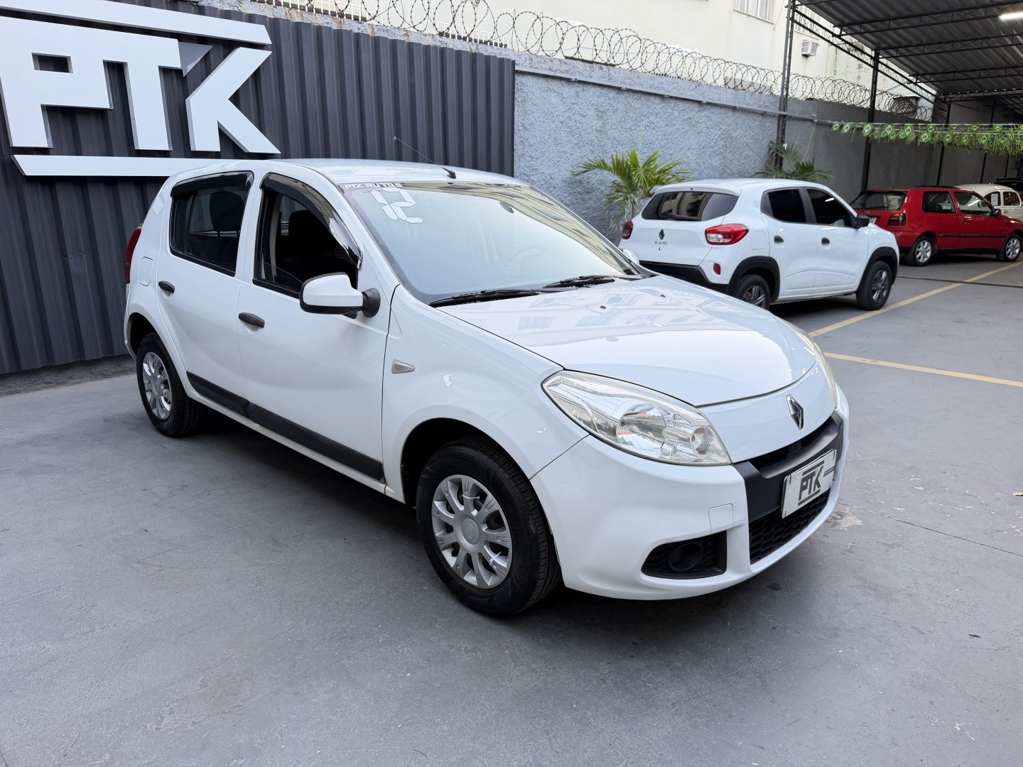 RENAULT SANDERO