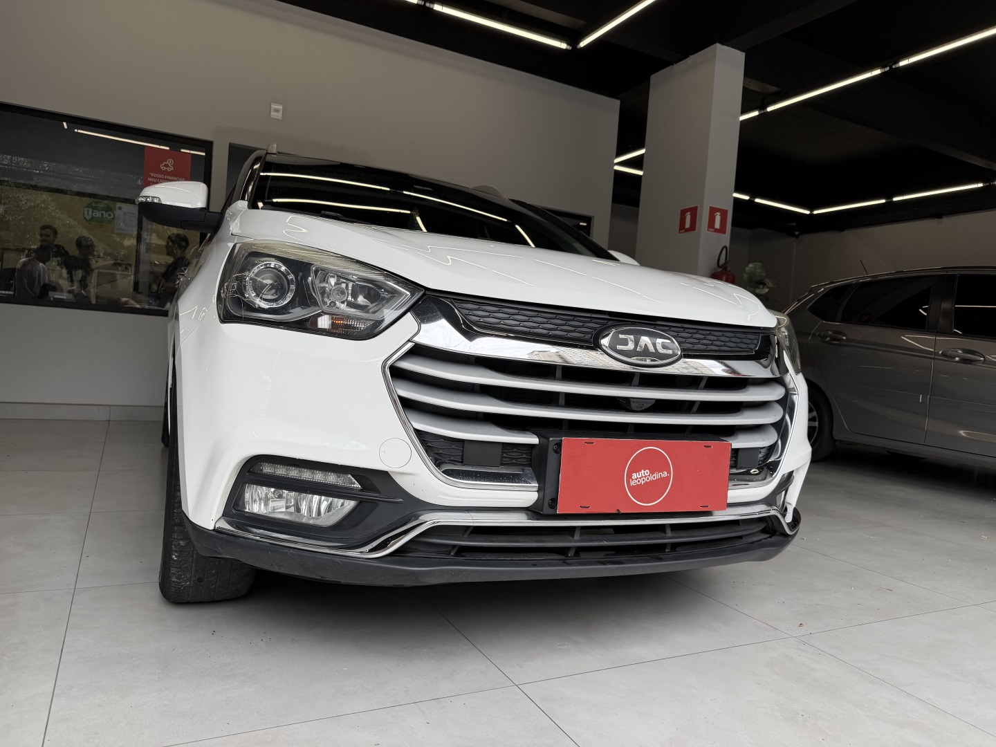 JAC T40