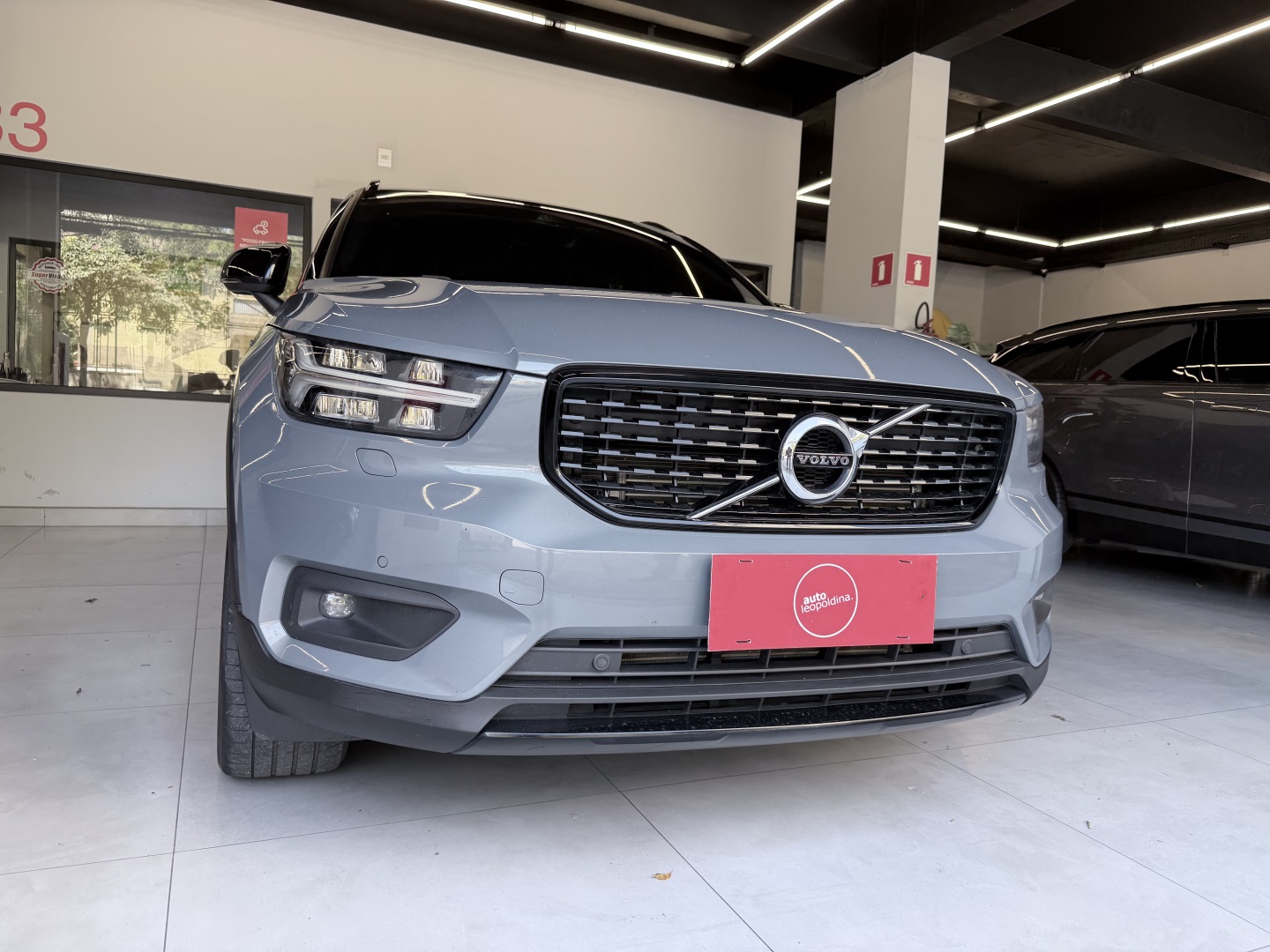 VOLVO XC40