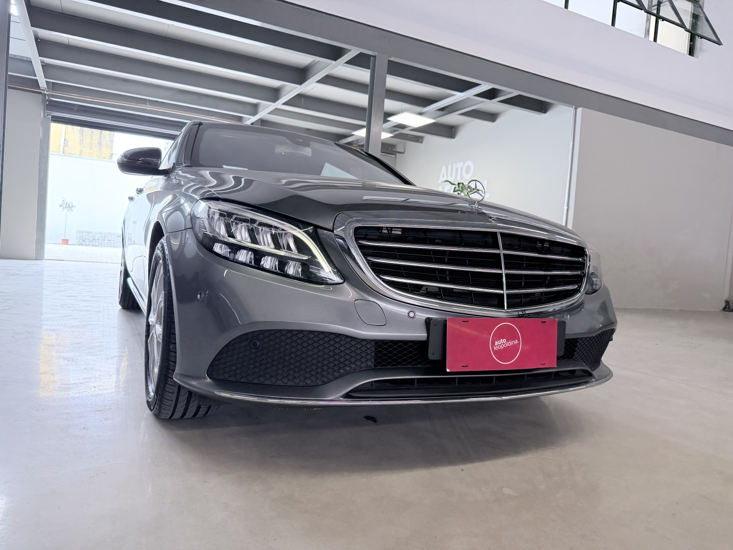 MERCEDES-BENZ C 180