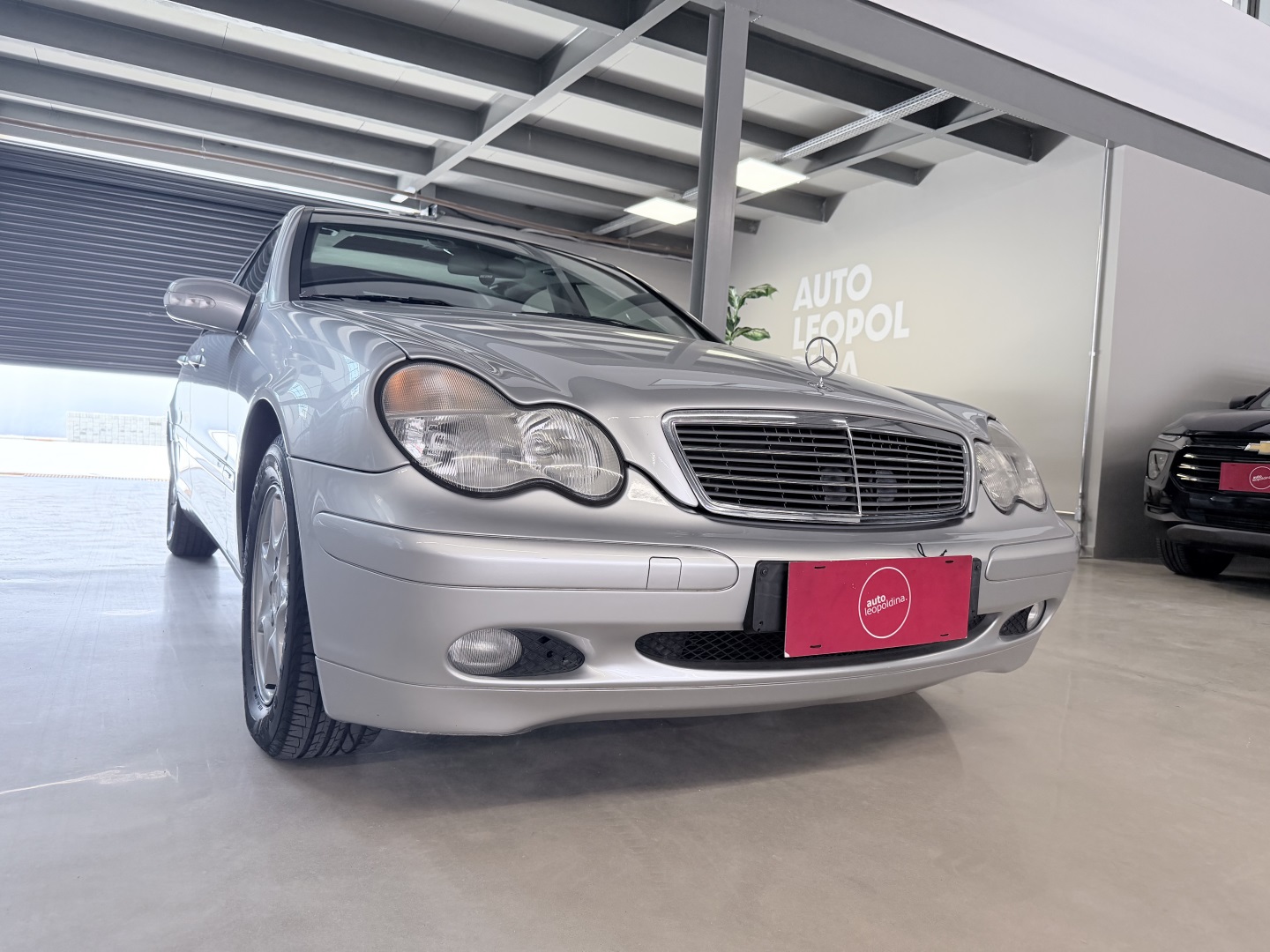 MERCEDES-BENZ C 180