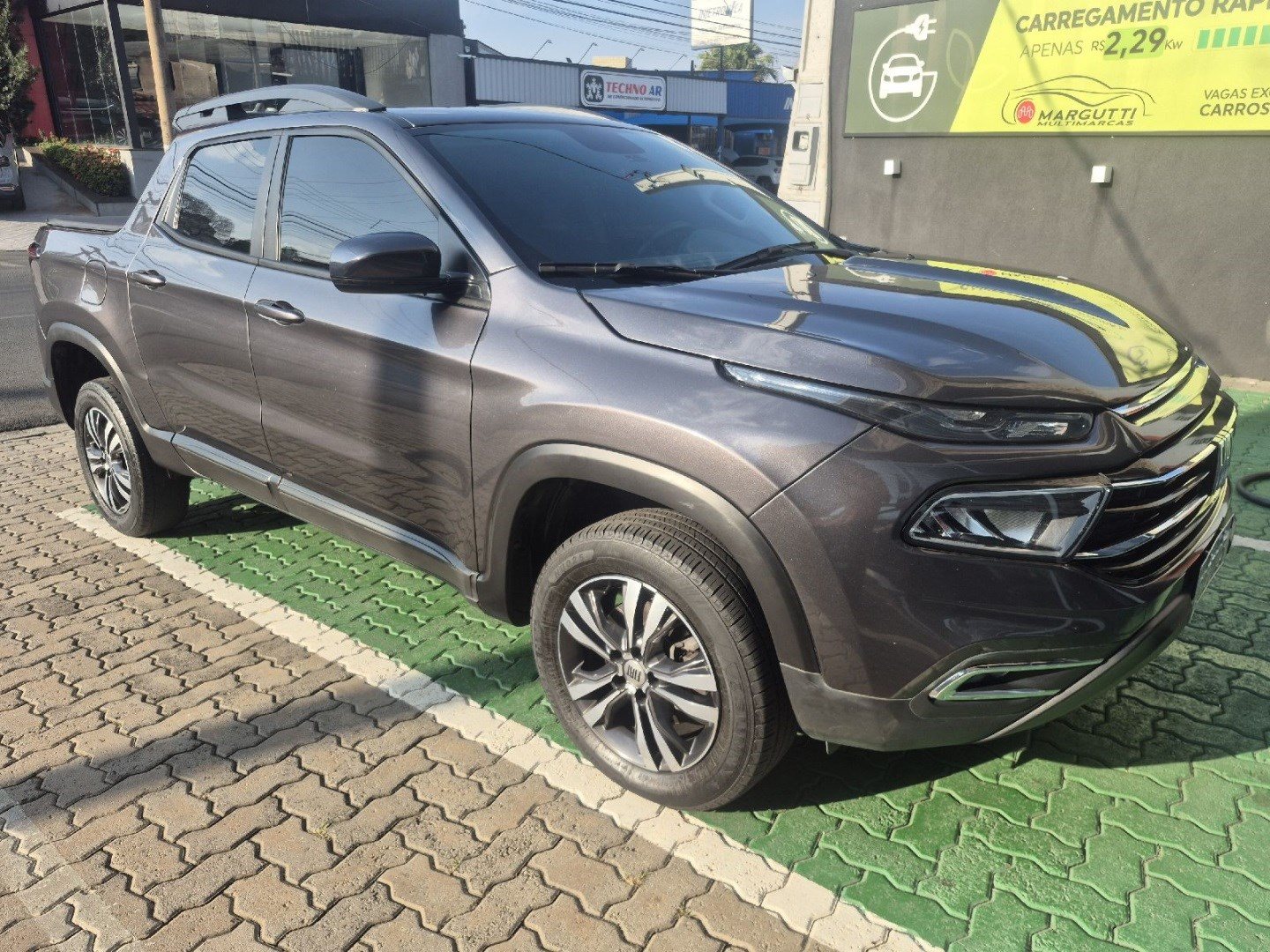 FIAT TORO