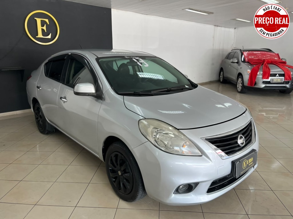 NISSAN VERSA