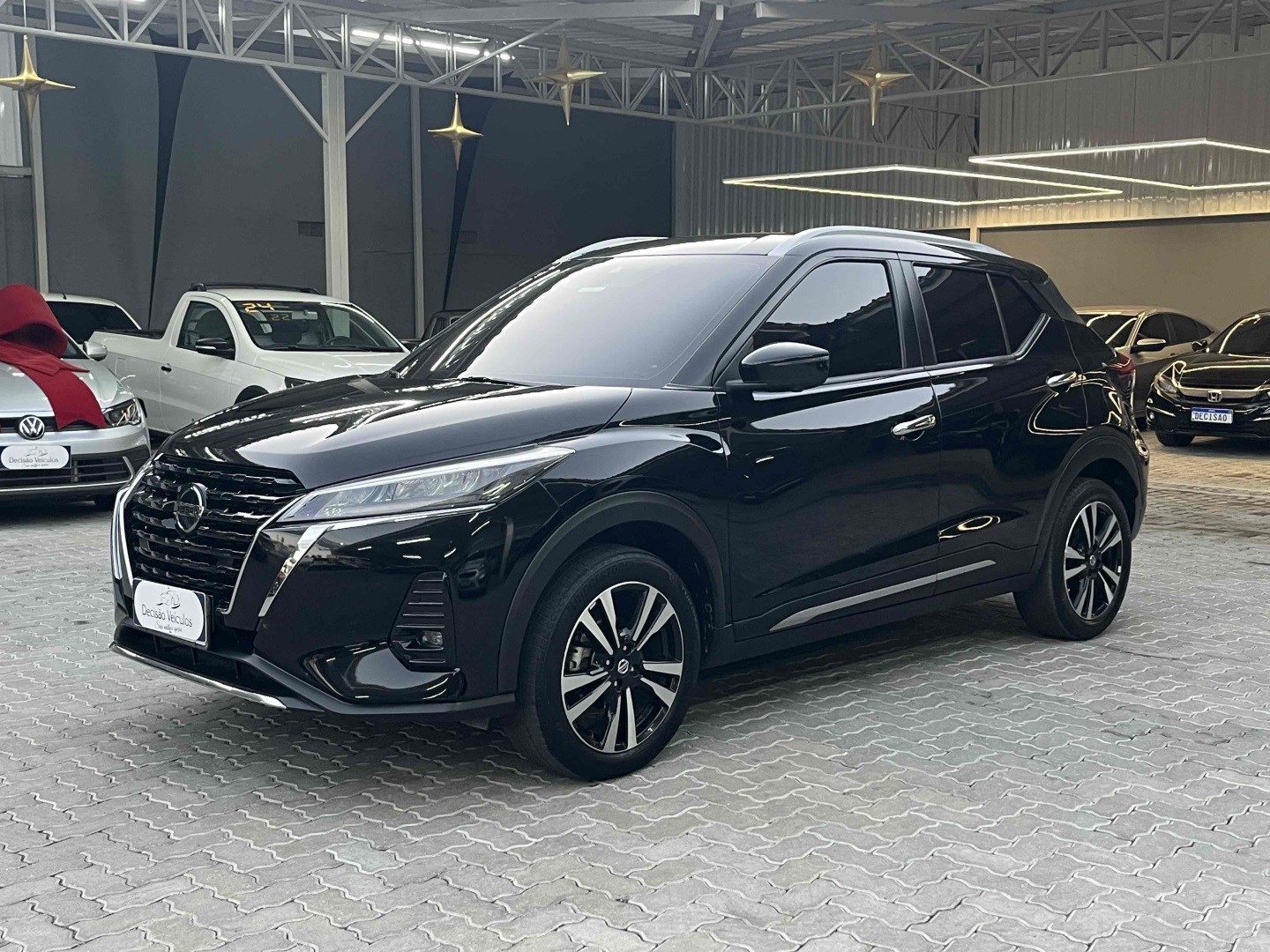 NISSAN KICKS
