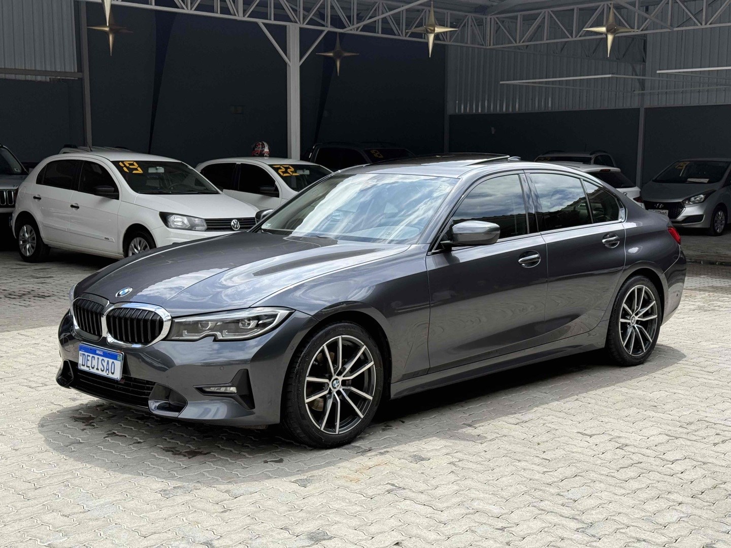 BMW 320i
