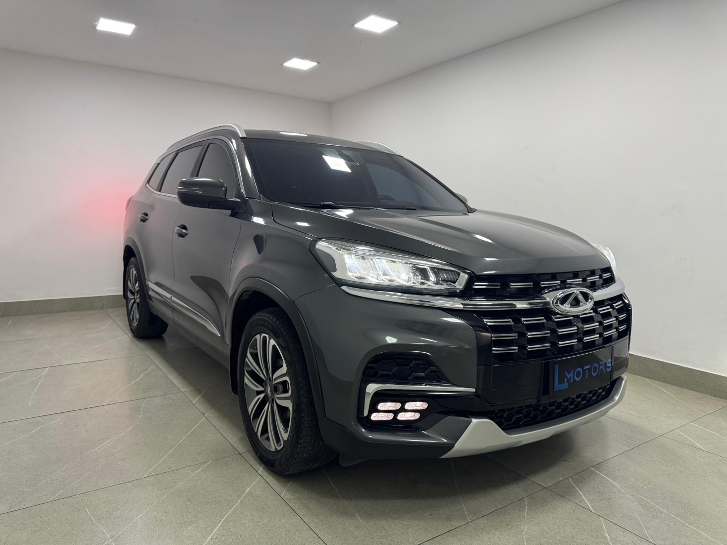CHERY TIGGO 8