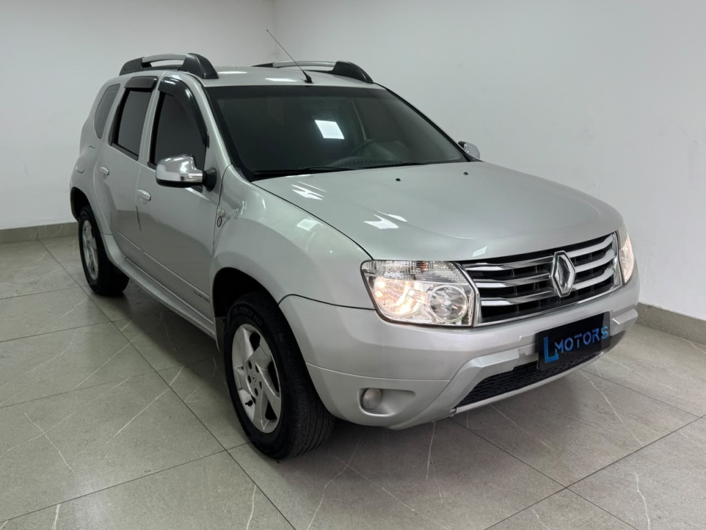 RENAULT DUSTER
