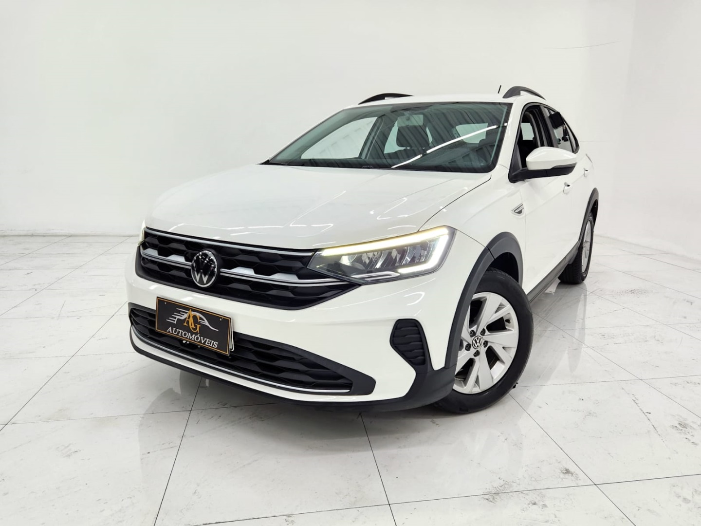 VOLKSWAGEN NIVUS 1.0 200 TSI TOTAL FLEX COMFORTLINE AUTOMÁTICO