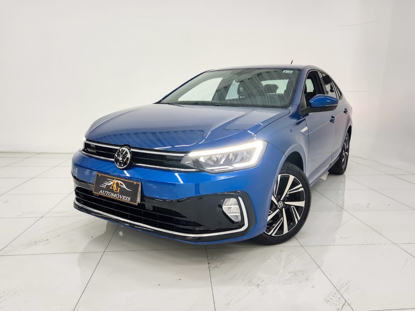 VOLKSWAGEN VIRTUS 1.0 200 TSI HIGHLINE AUTOMÁTICO