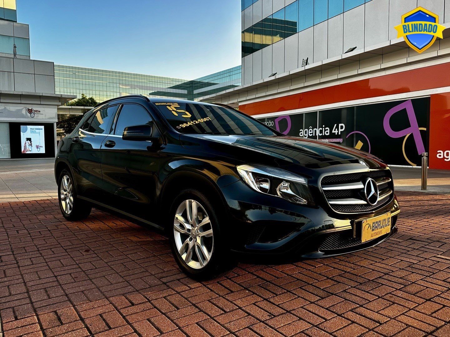 MERCEDES-BENZ GLA 200