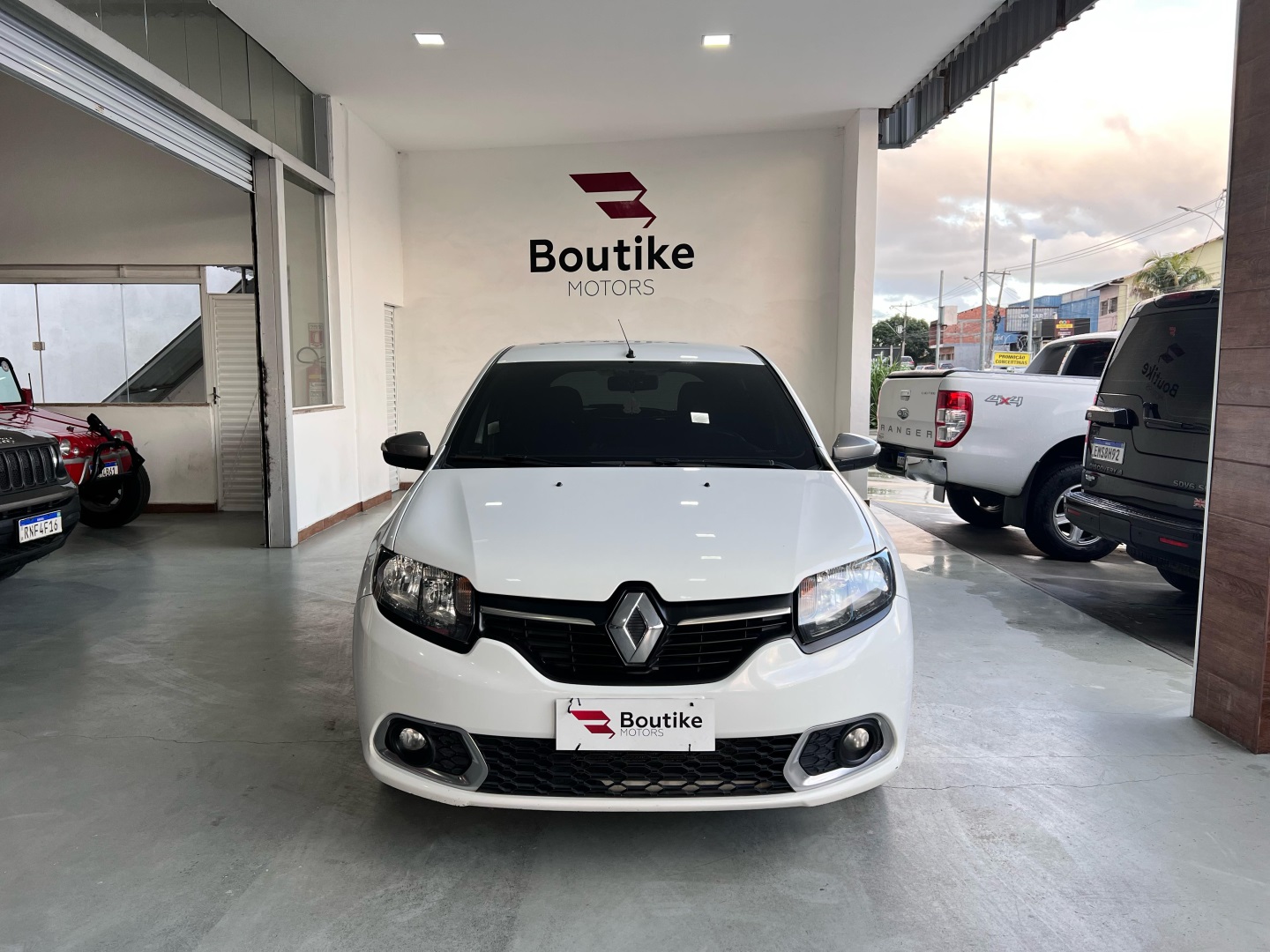 RENAULT SANDERO