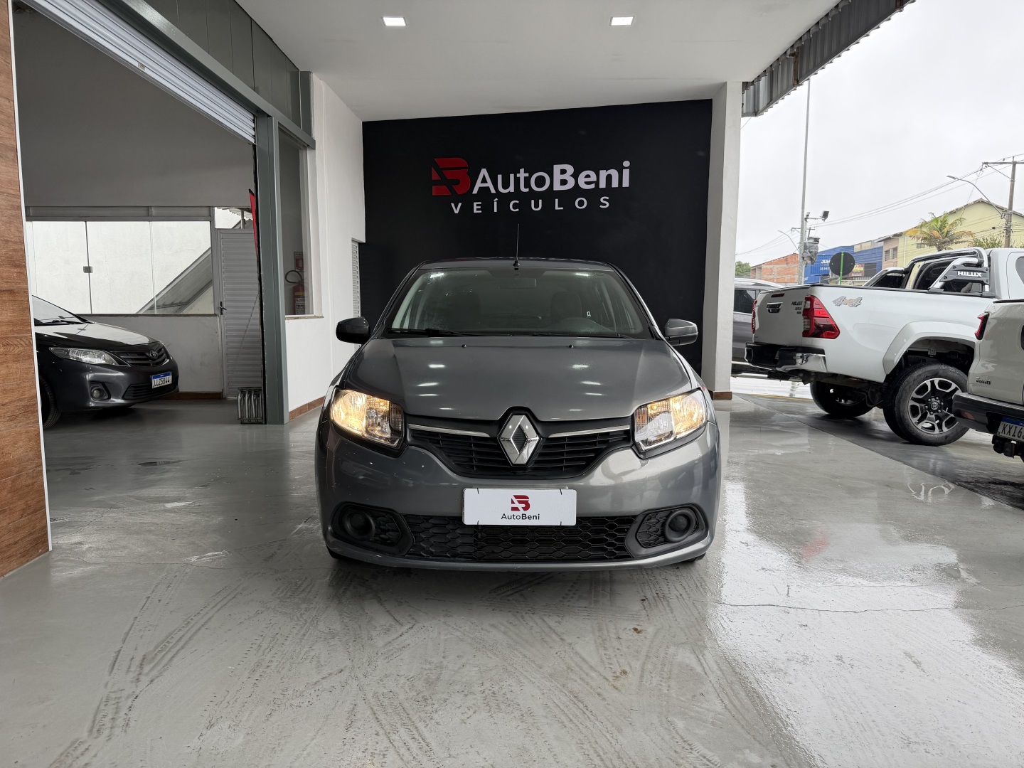 RENAULT SANDERO
