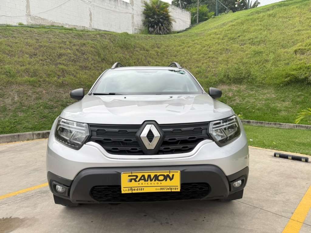 RENAULT DUSTER