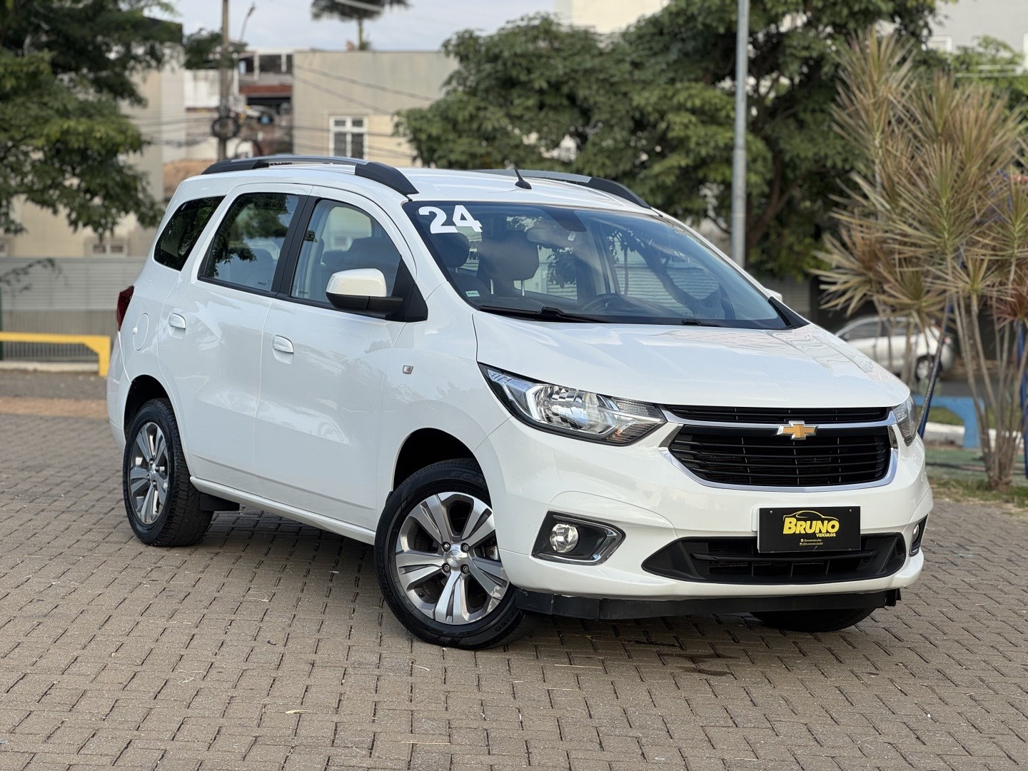 CHEVROLET SPIN