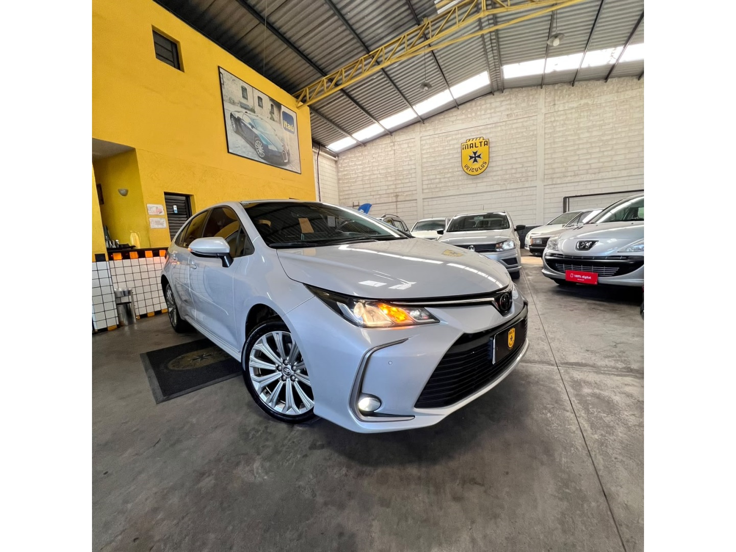 TOYOTA COROLLA