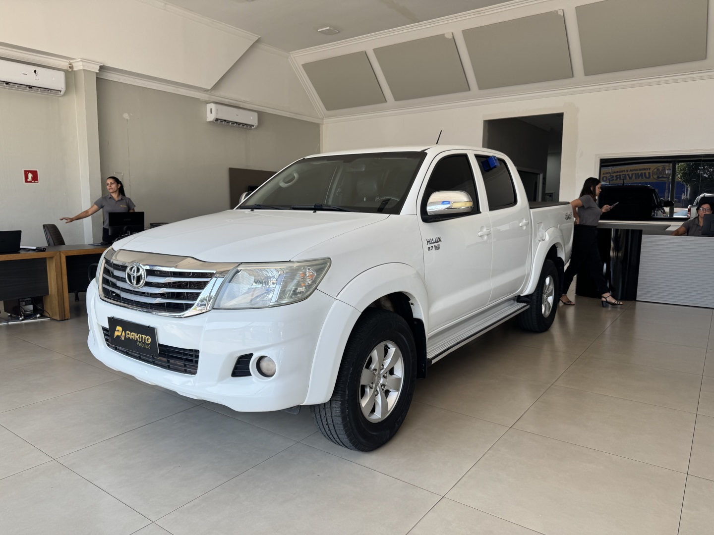 TOYOTA HILUX