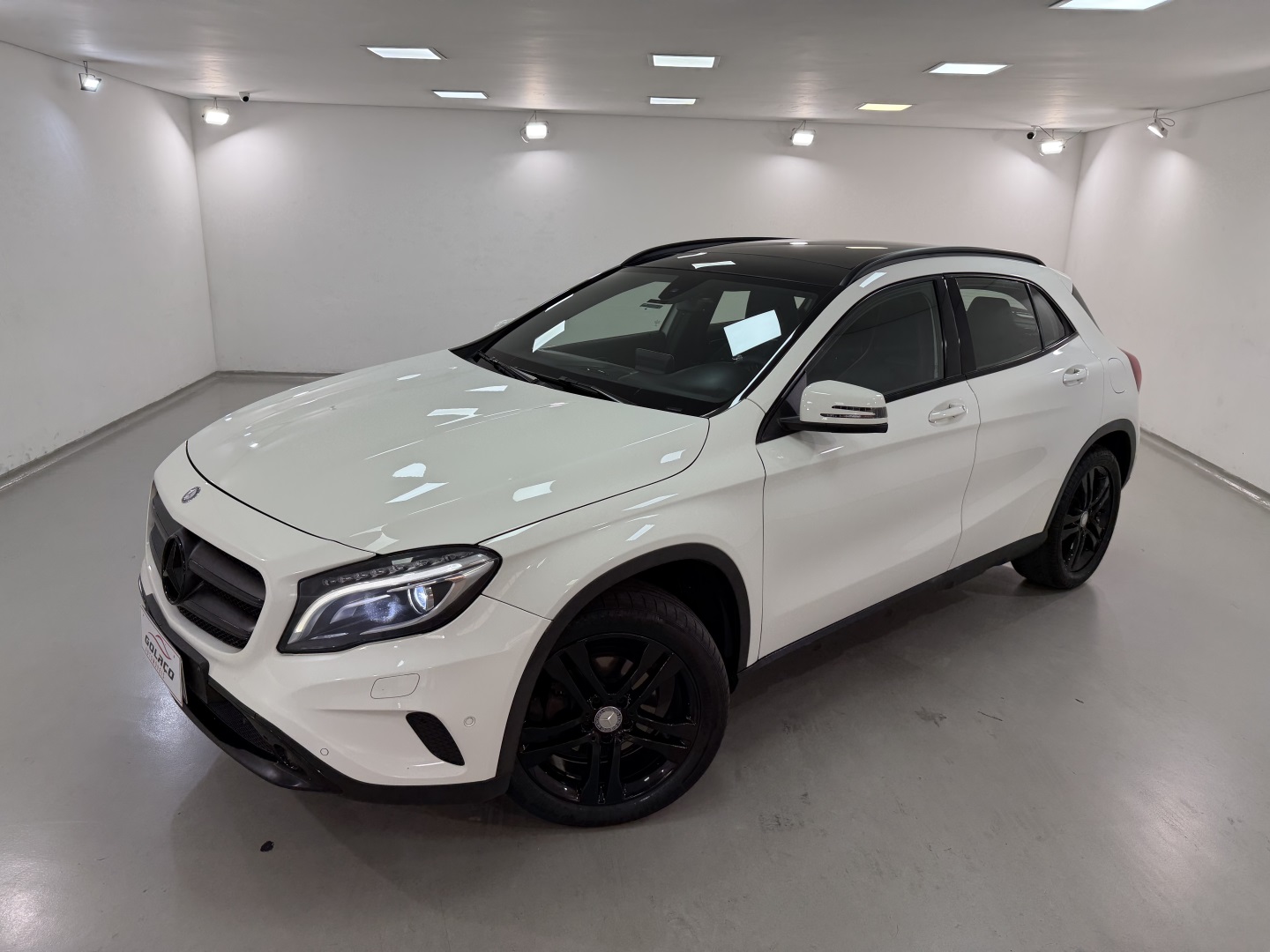 MERCEDES-BENZ GLA 200 1.6 CGI ENDURO 16V TURBO FLEX 4P AUTOMÁTICO