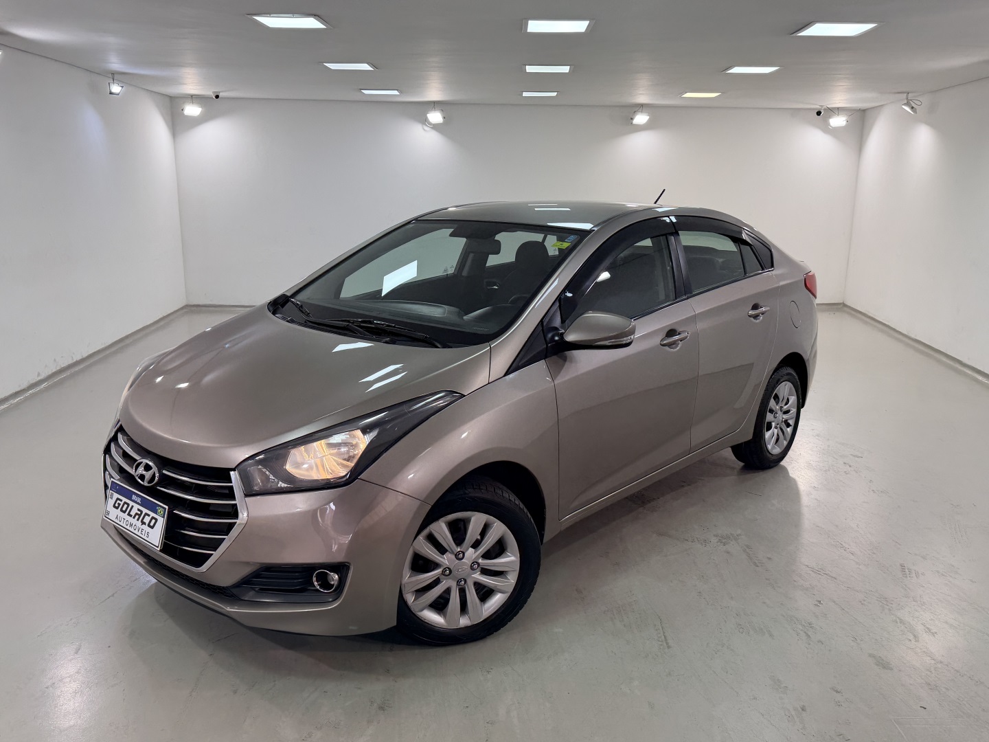 HYUNDAI HB20S 1.6 COMFORT PLUS 16V FLEX 4P AUTOMÁTICO